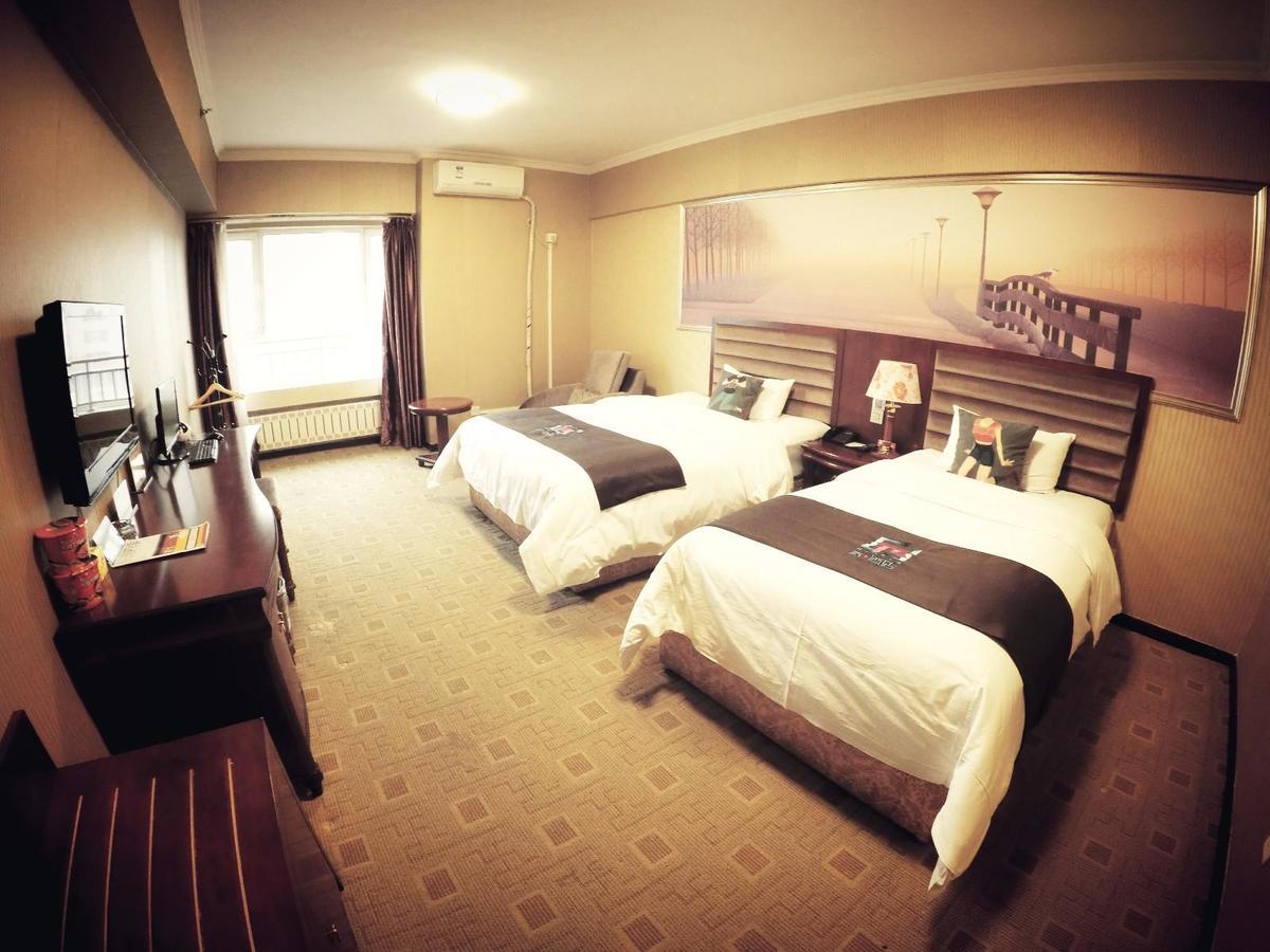Pai Hotel Yuxi Tonghai Екстериор снимка