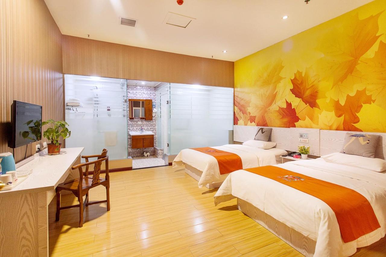 Pai Hotel Yuxi Tonghai Екстериор снимка