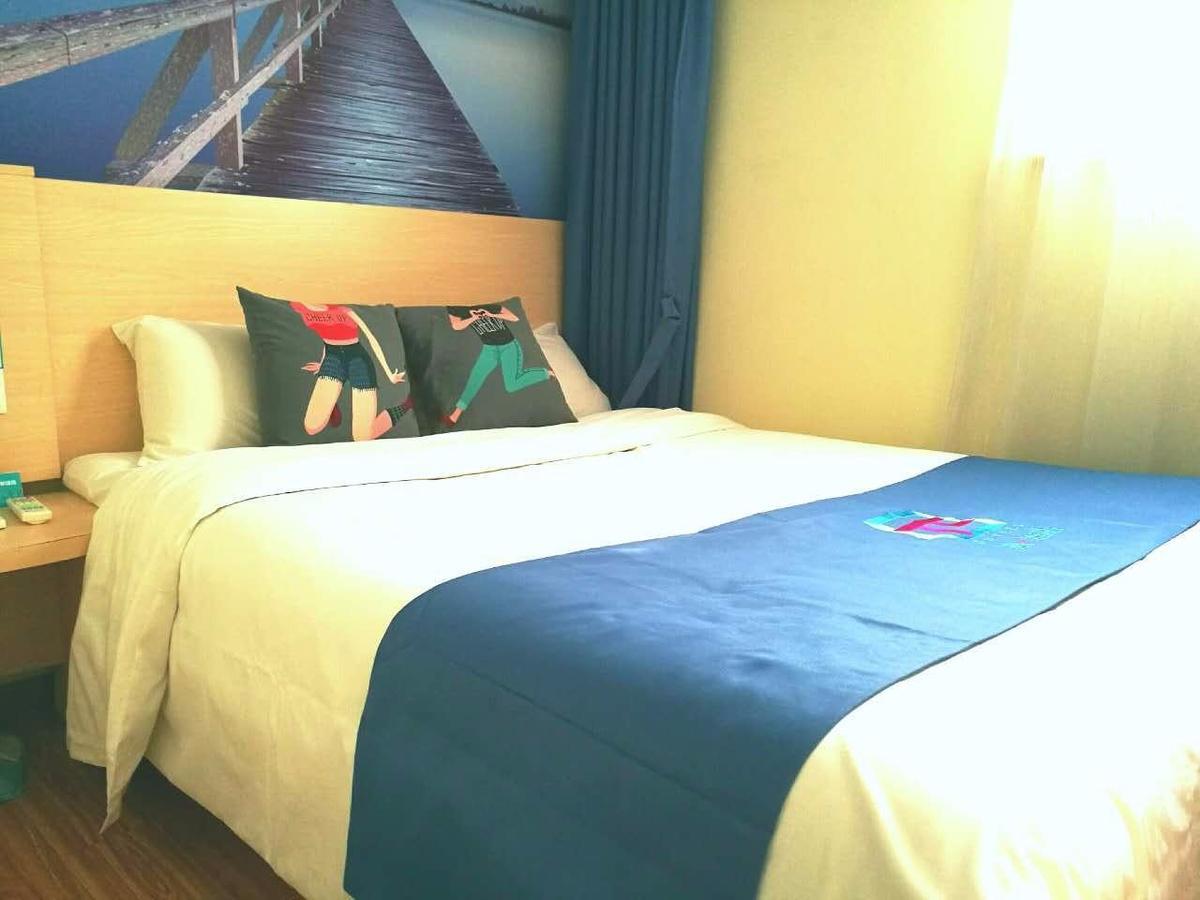 Pai Hotel Yuxi Tonghai Екстериор снимка