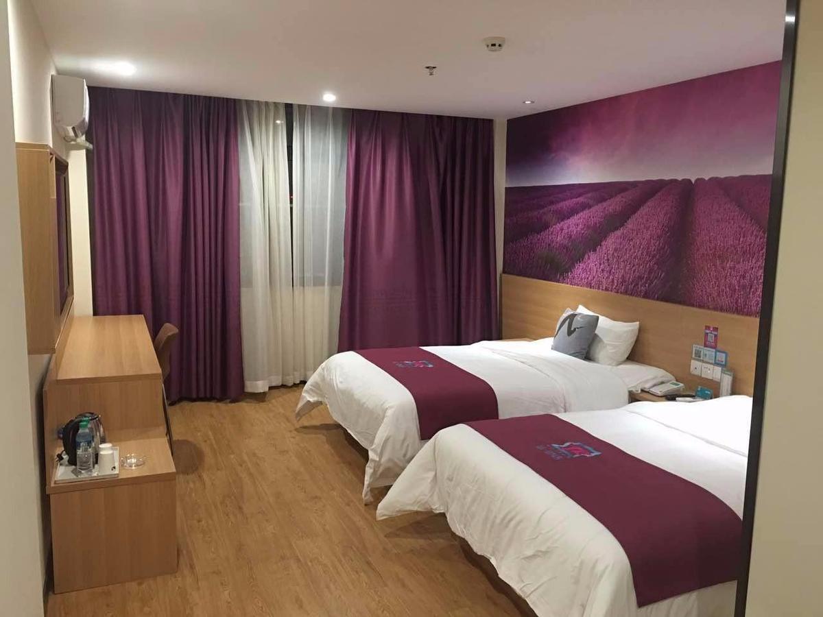 Pai Hotel Yuxi Tonghai Екстериор снимка