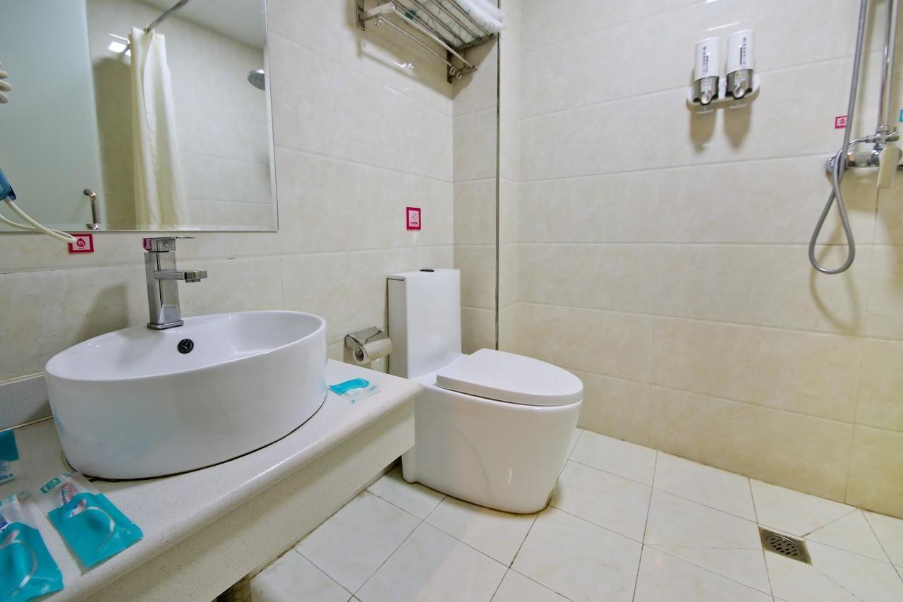 Pai Hotel Yuxi Tonghai Екстериор снимка
